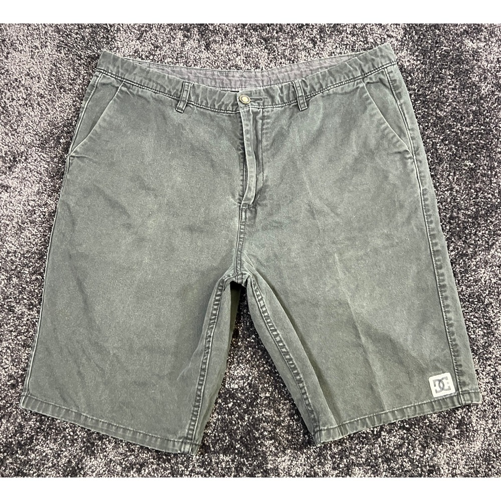 y2k DC Shoes Men's Shorts Black Casual Skateboarding Logo Detail Size 36x10